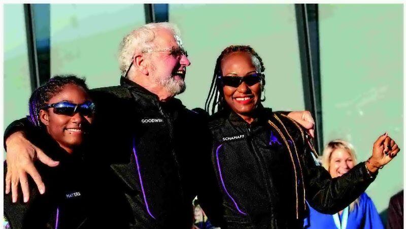 VIRGIN GALACTIC SENDS ITS FIRST TOURISTS TO EDGE OF SPACE